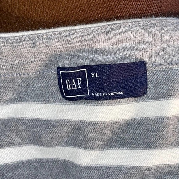 White/Grey Striped Long Sleeve GAP Top sz XL - Picture 5 of 6